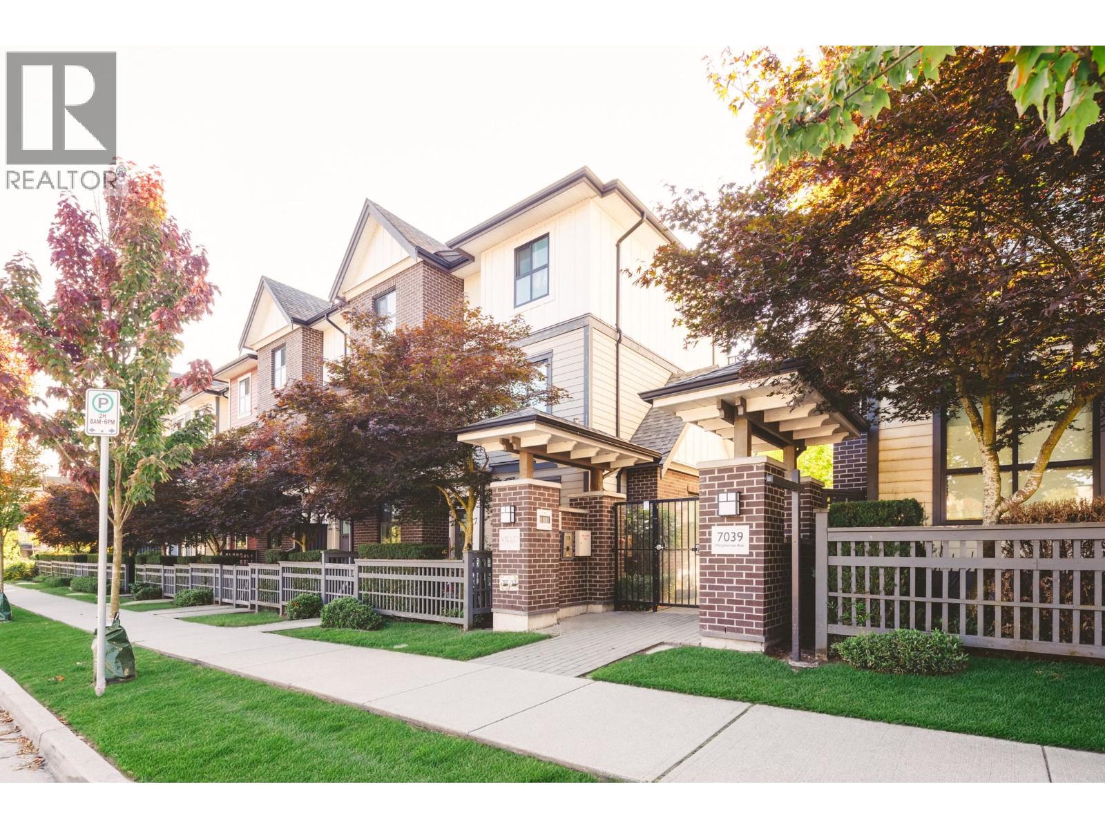 21 7039 MACPHERSON AVENUE, Burnaby