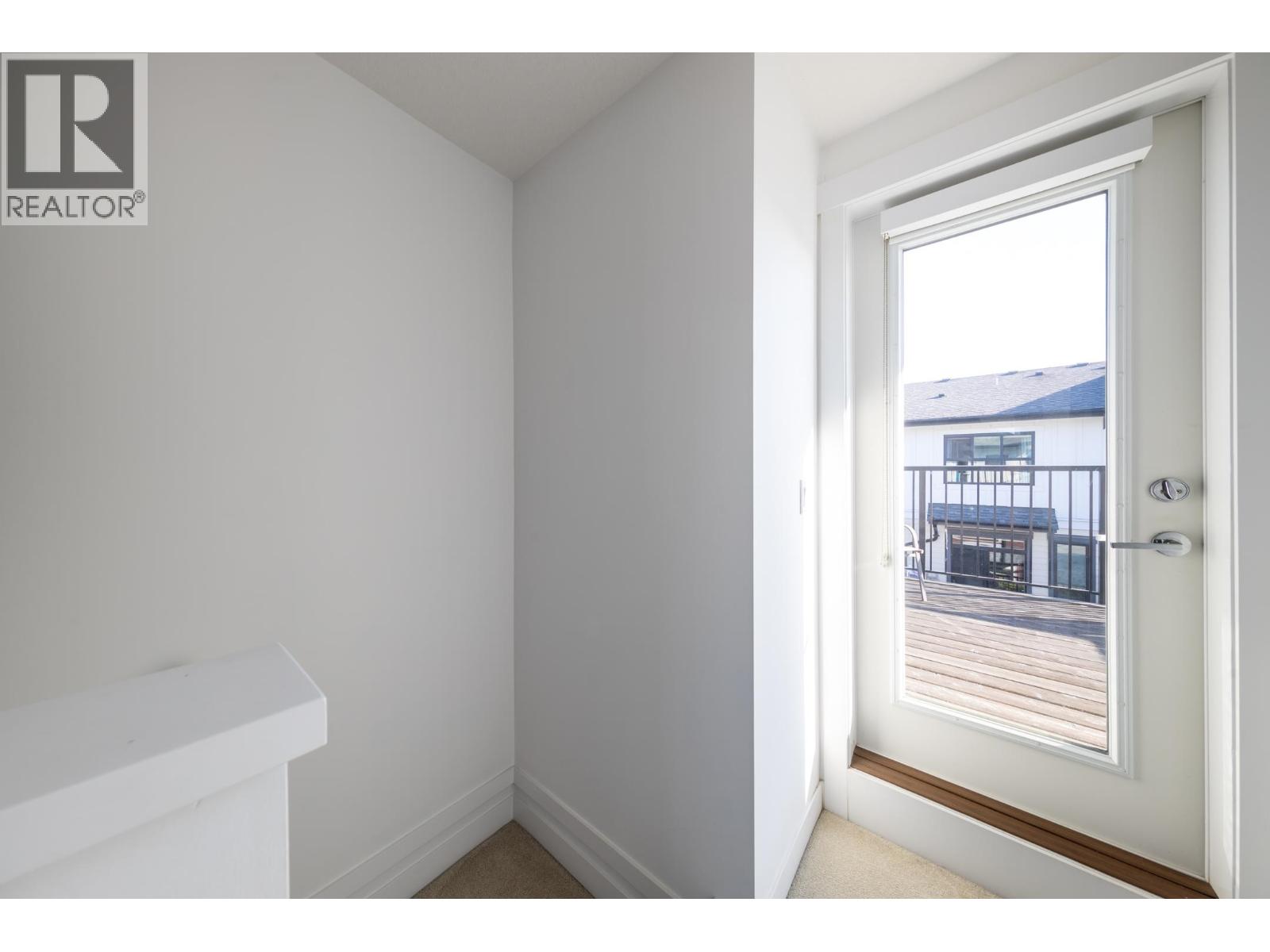 21 7039 MACPHERSON AVENUE, Burnaby