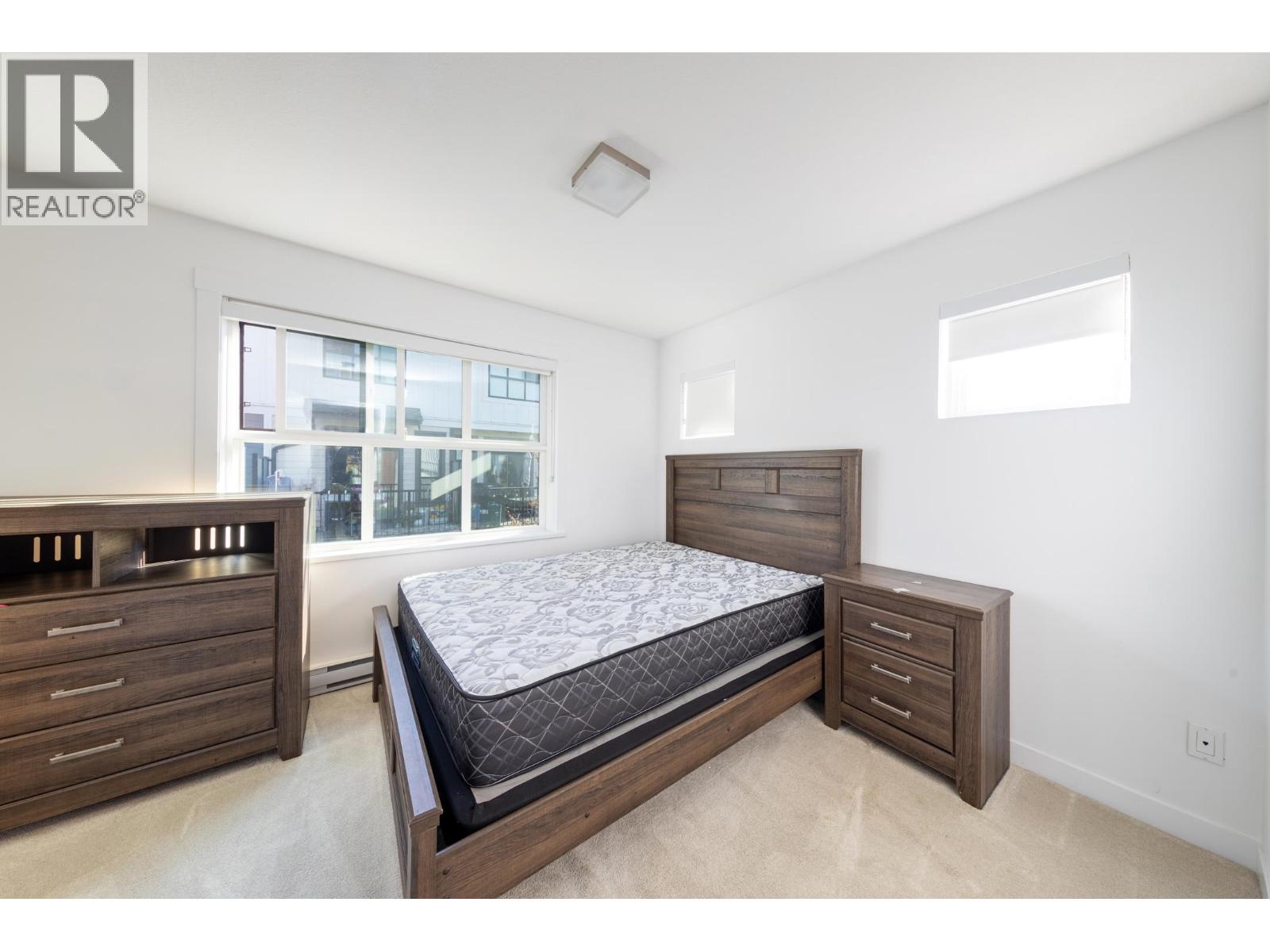 21 7039 MACPHERSON AVENUE, Burnaby