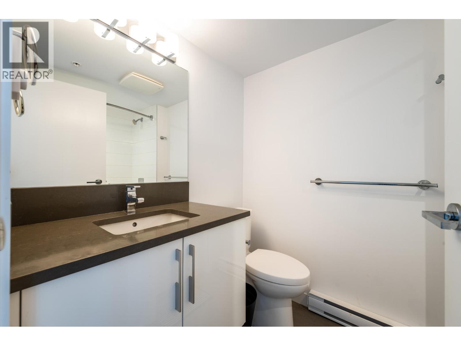 21 7039 MACPHERSON AVENUE, Burnaby