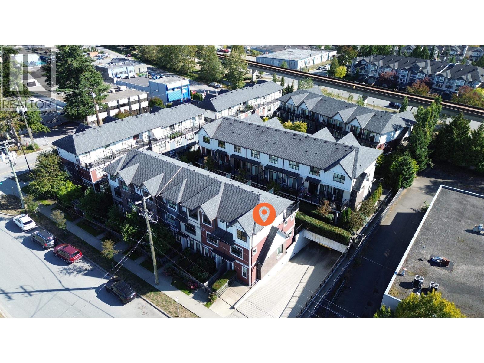 21 7039 MACPHERSON AVENUE, Burnaby