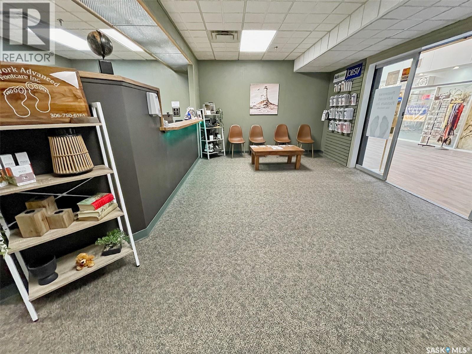 Office for Sale in  &B  st AVENUE NE Swift Current 