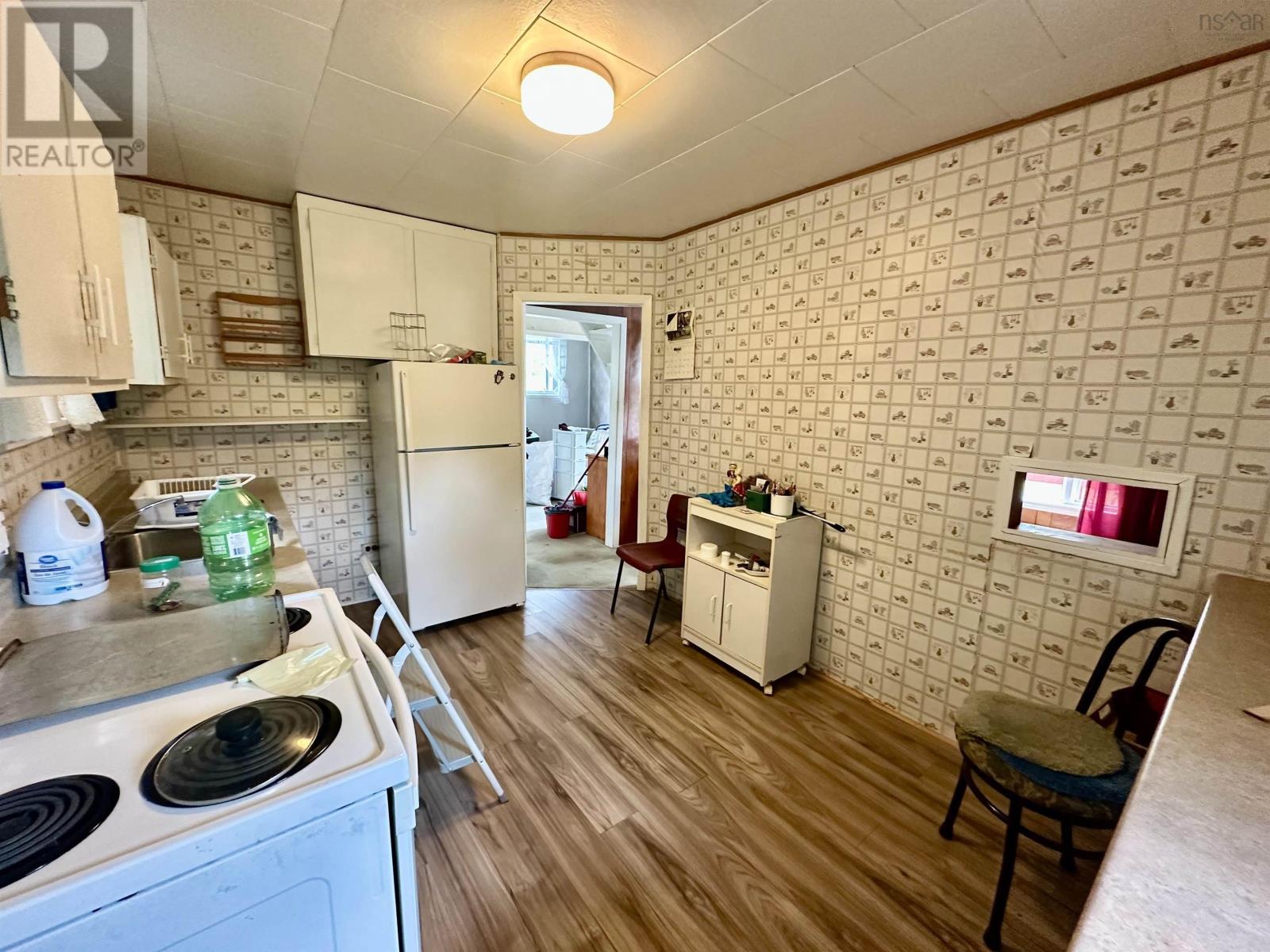 Property 8 of 24 of 1316 Strathlorne-Scotsville Road