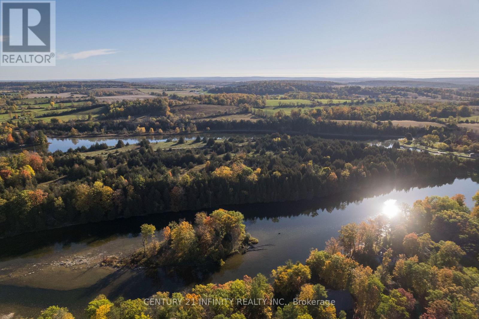 37 RIVERSIDE DRIVE - 11