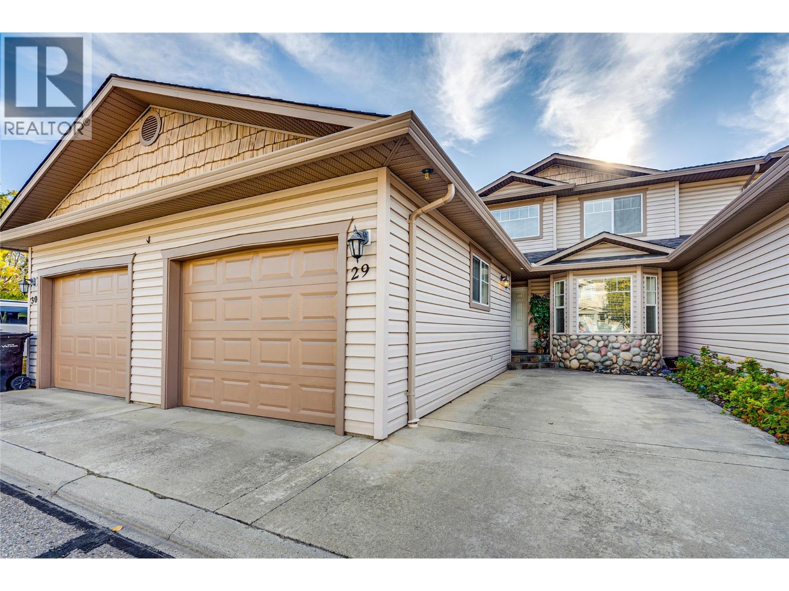 29 5886 Okanagan Landing Road, Vernon