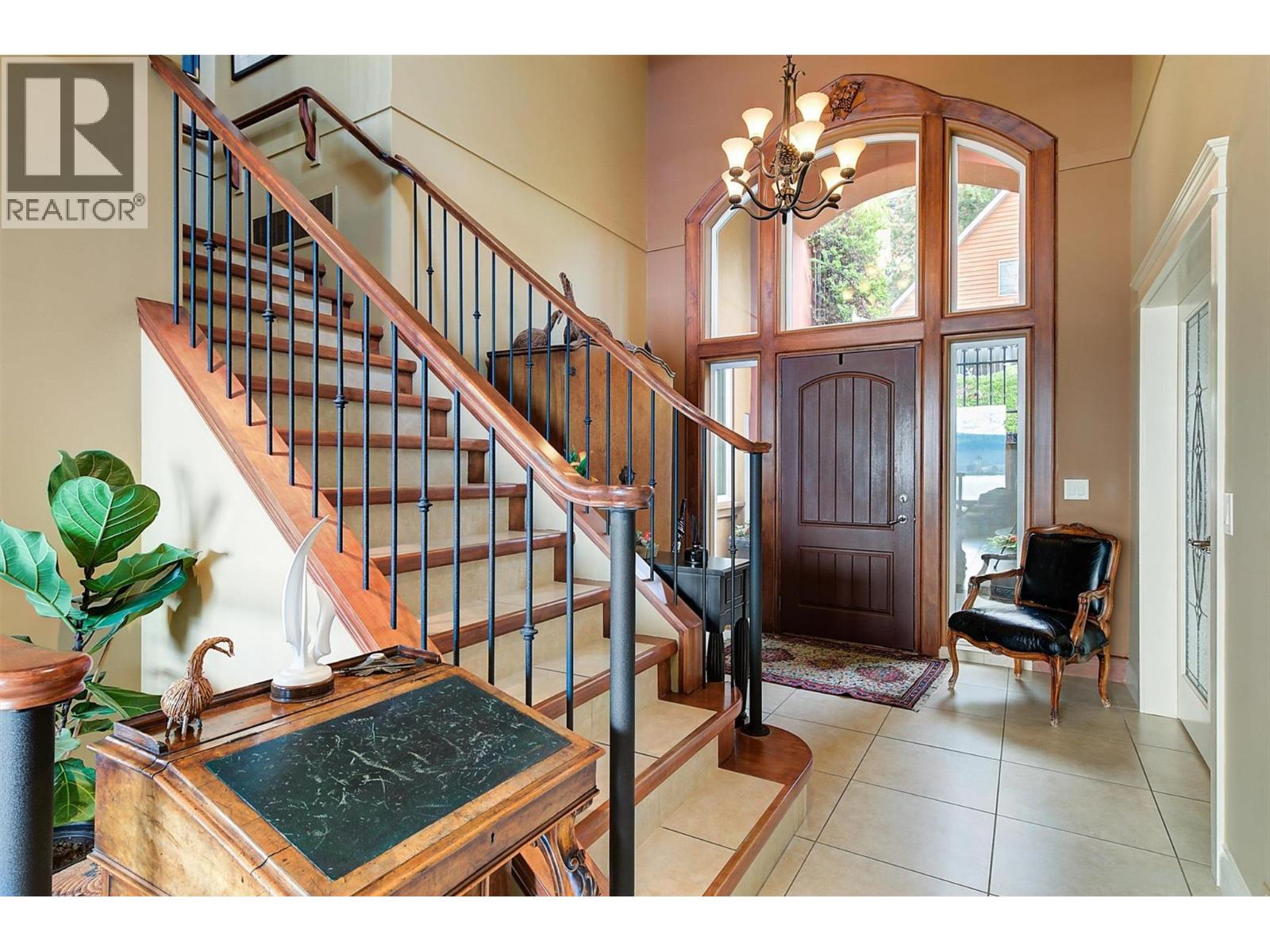 683 Westside Road South, West Kelowna