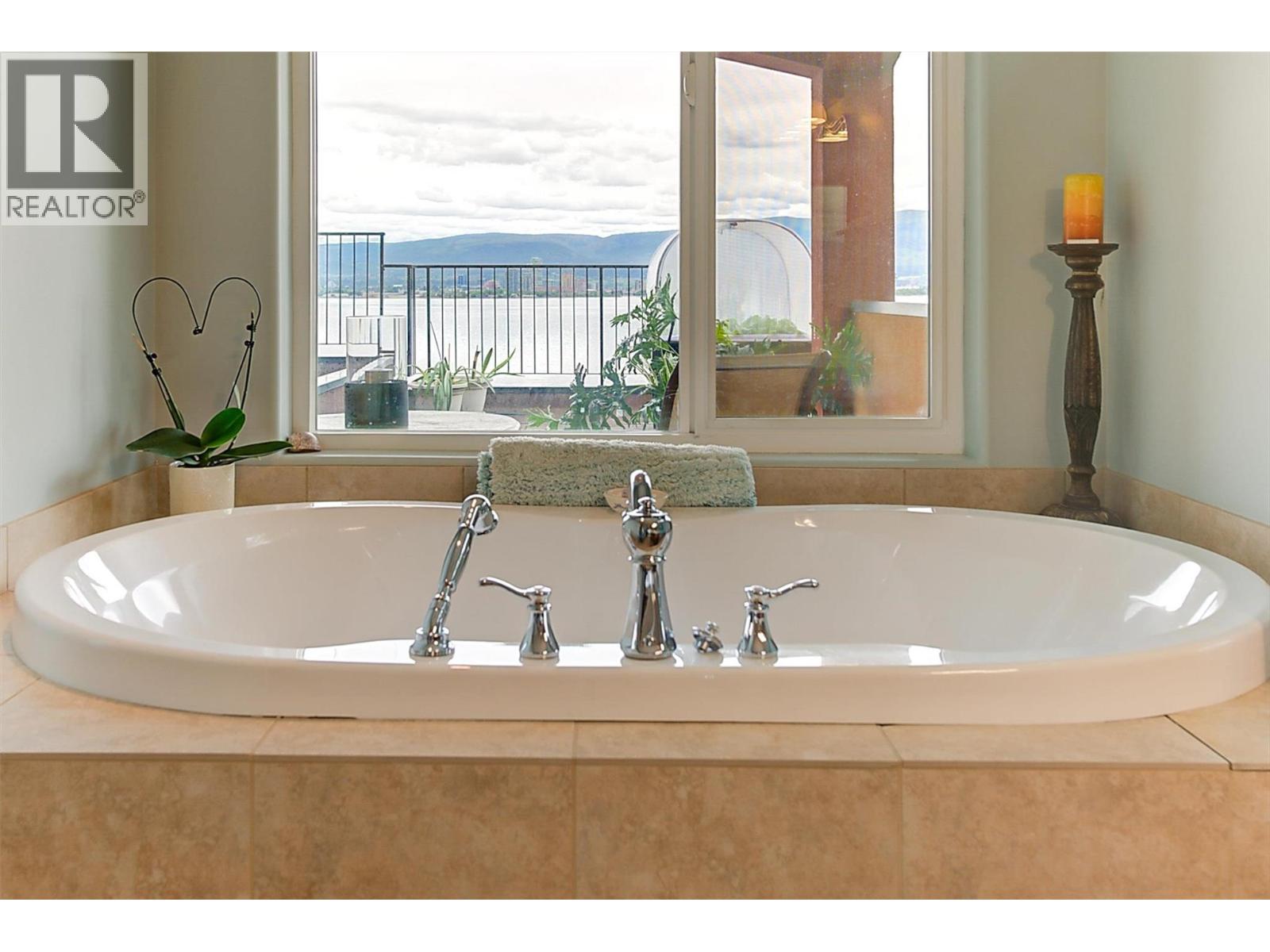  683 Westside Road South, West Kelowna