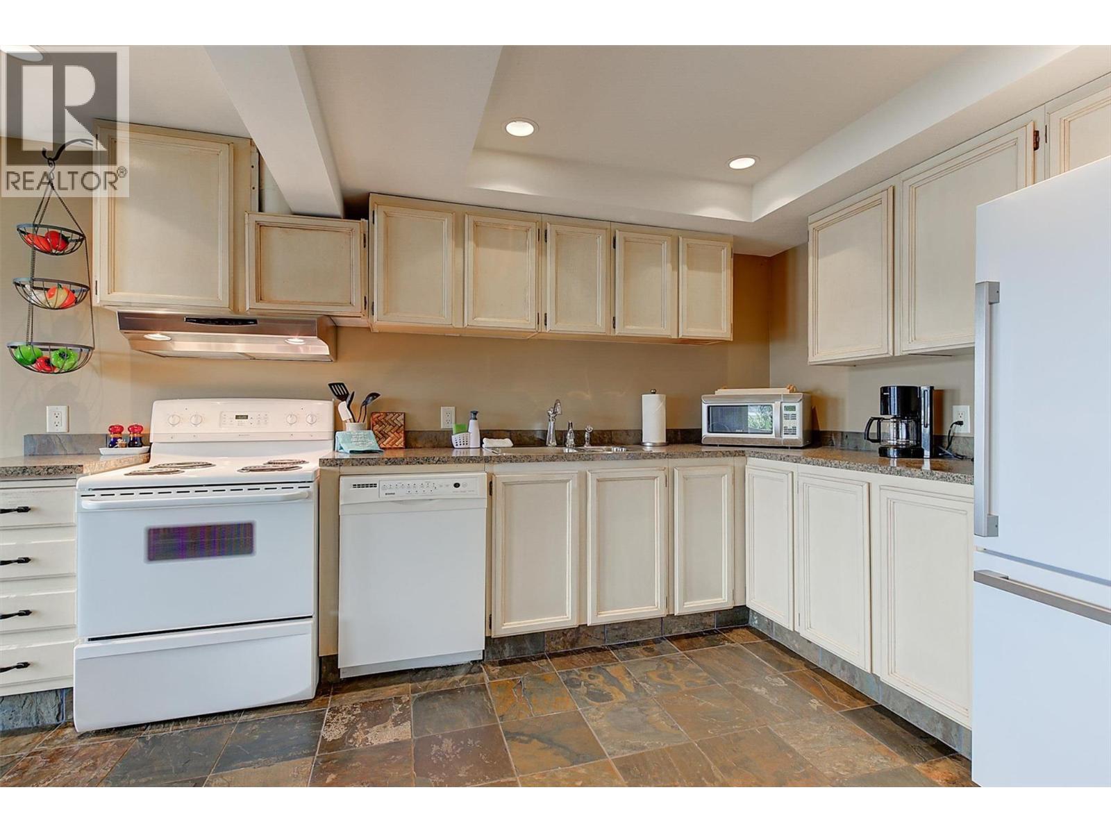  683 Westside Road South, West Kelowna
