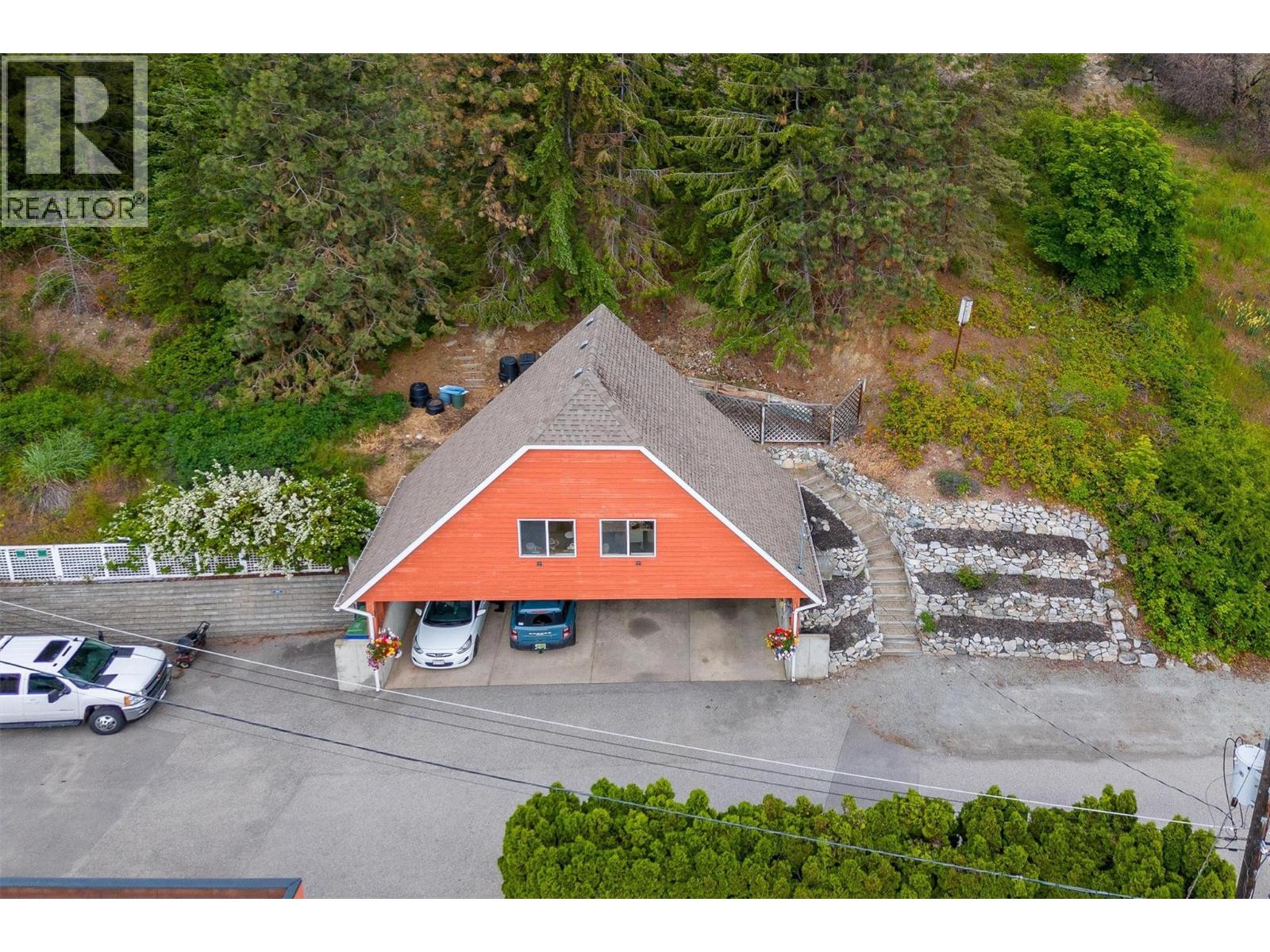  683 Westside Road South, West Kelowna