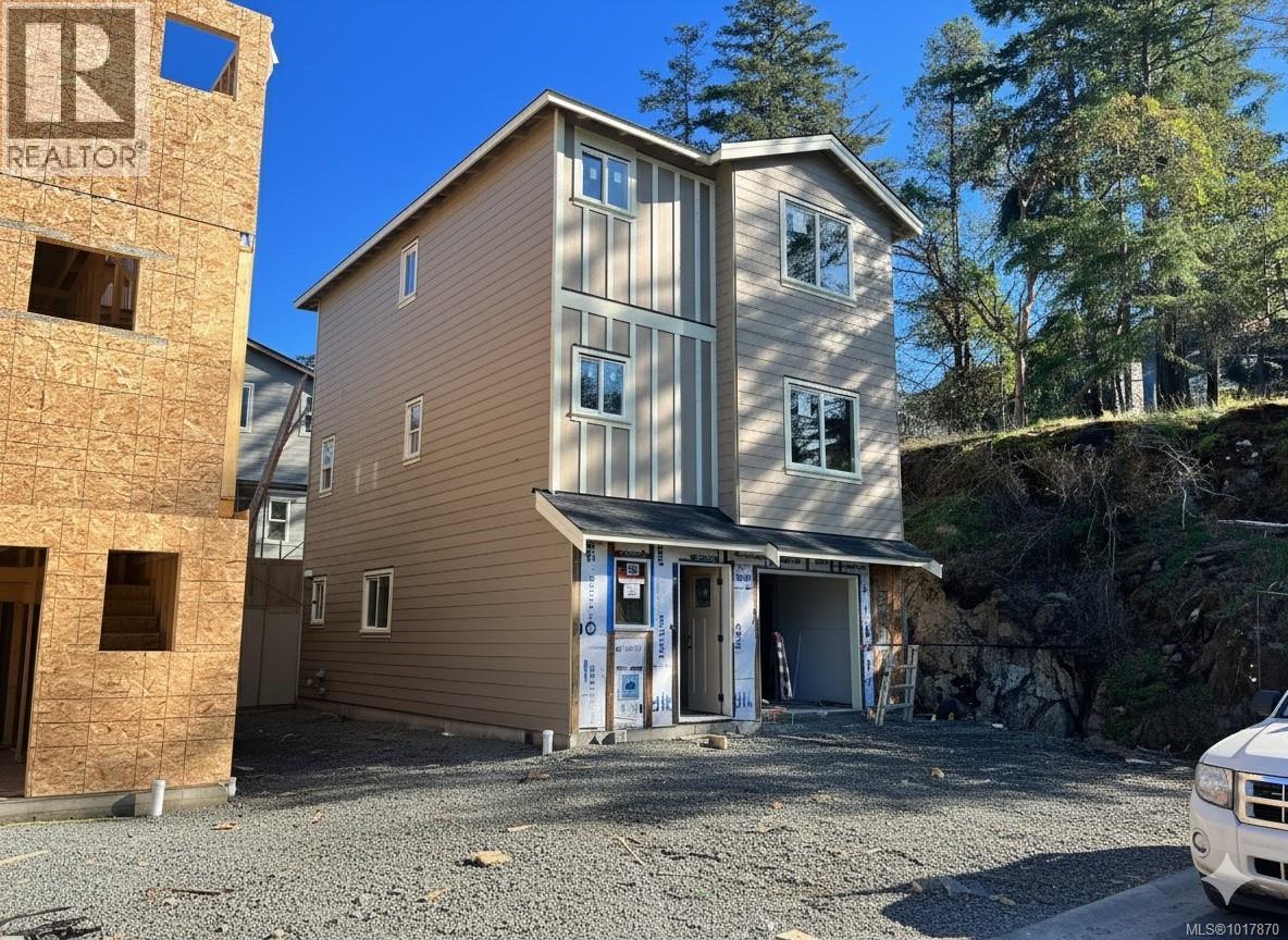  925 Rosefinch Place, Langford