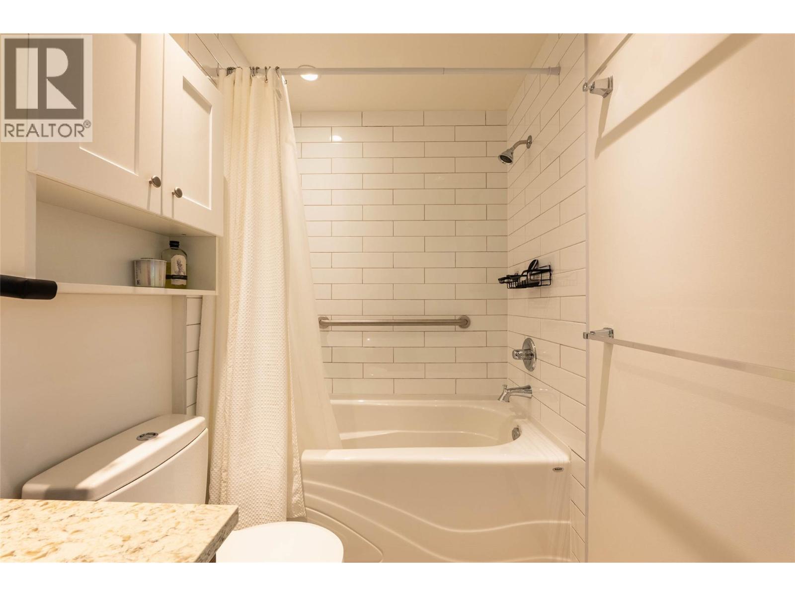 710 Vernon Street Unit# 407, Nelson