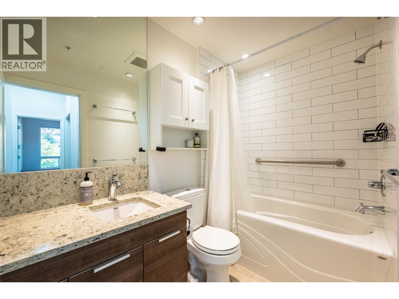 710 Vernon Street Unit# 407, Nelson