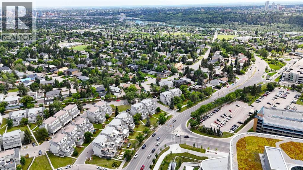 Single Family House for Sale in    Street NW St Andrews Heights Calgary 