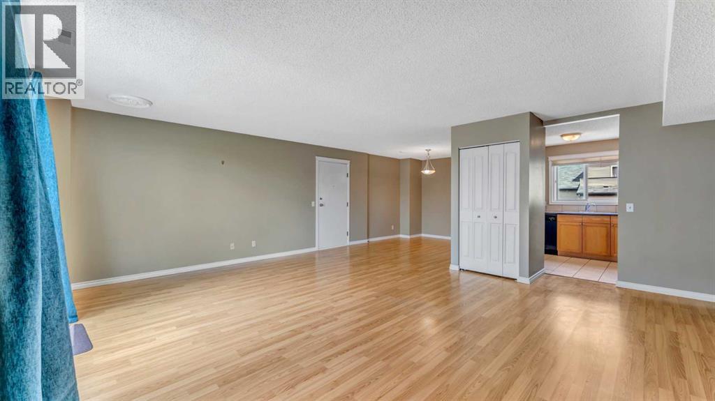 Single Family House for Sale in    Street NW St Andrews Heights Calgary 