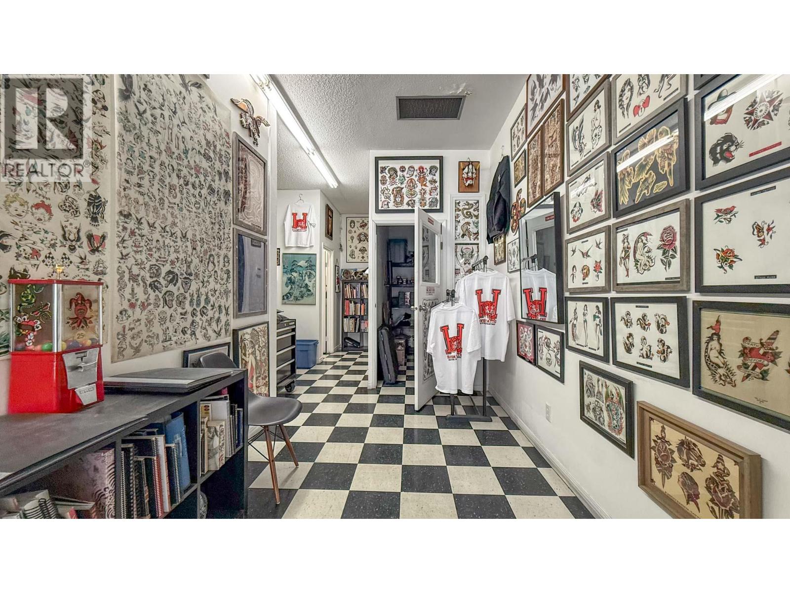  166 Asher Road, Kelowna