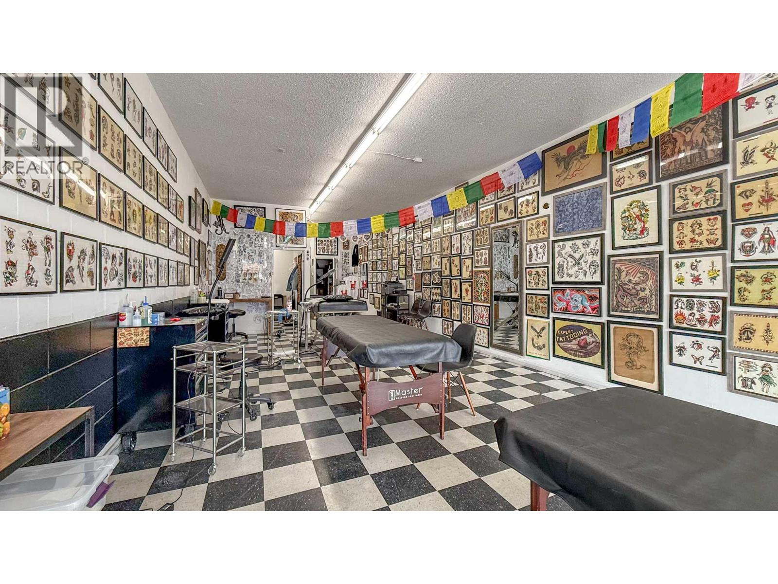  166 Asher Road, Kelowna