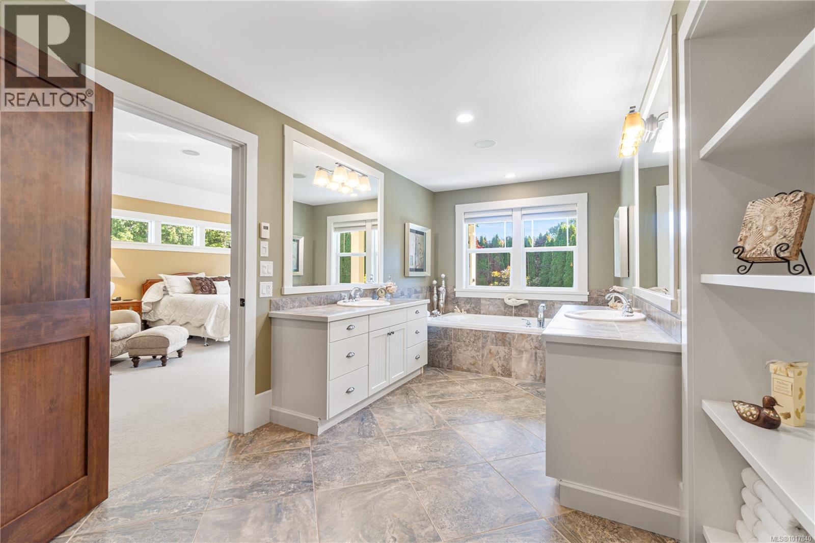 689 Abernathy Pl, Parksville