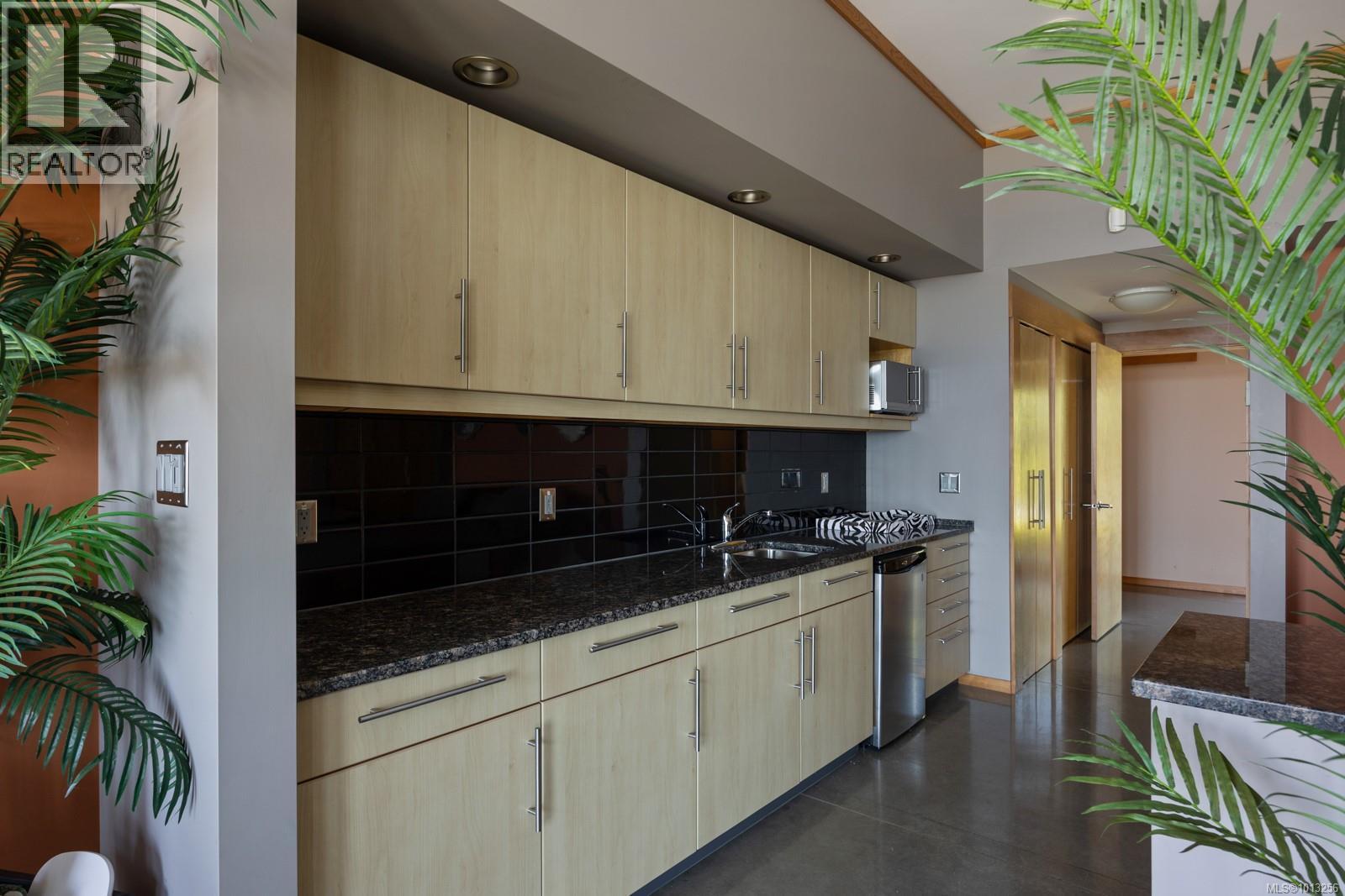 7939 LENWOOD RD - 64