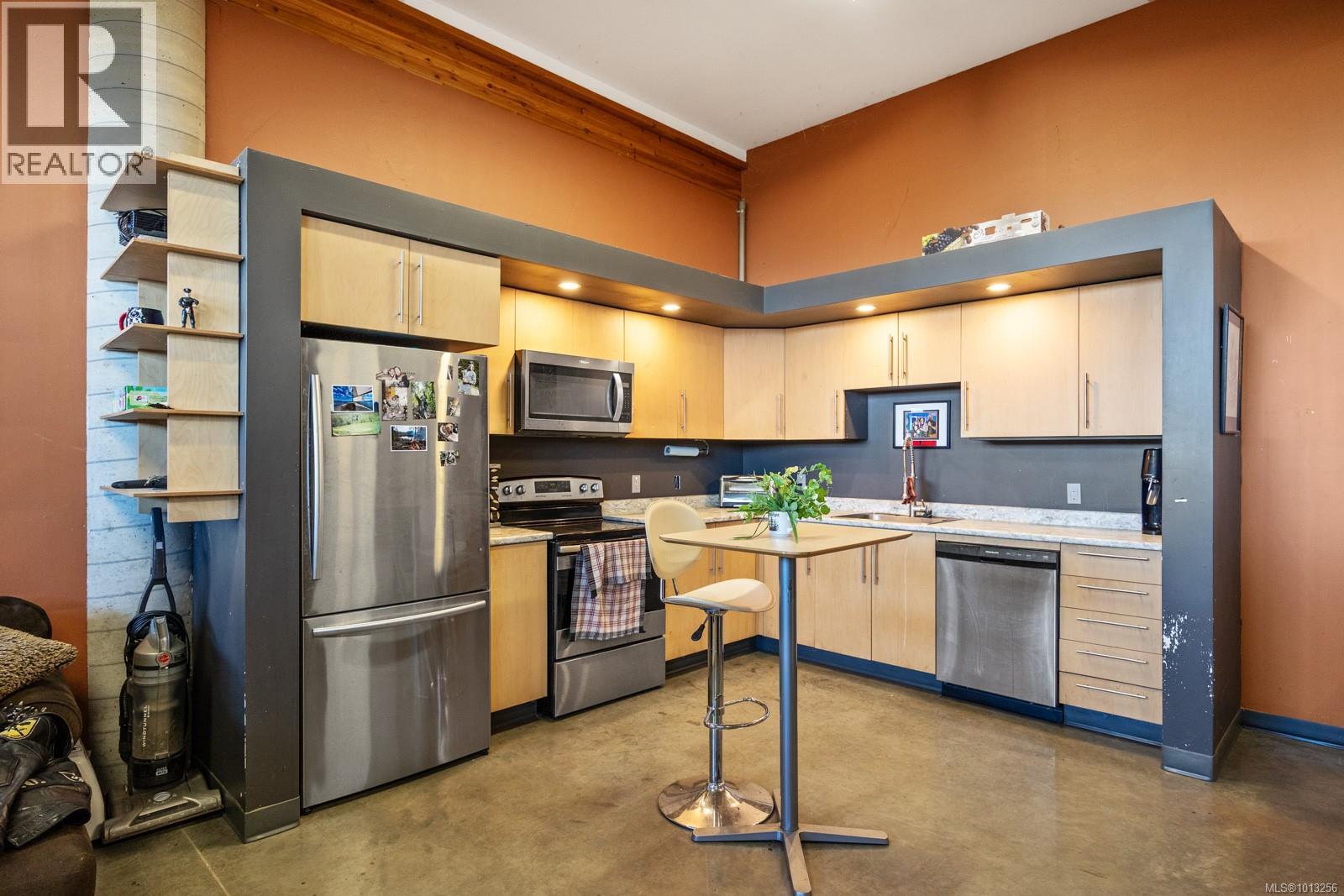 7939 LENWOOD RD - 80