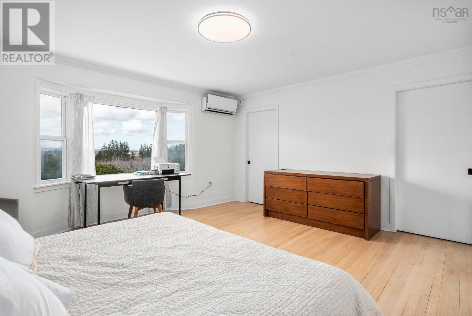 Property 24 of 39 of 10165 Highway 1