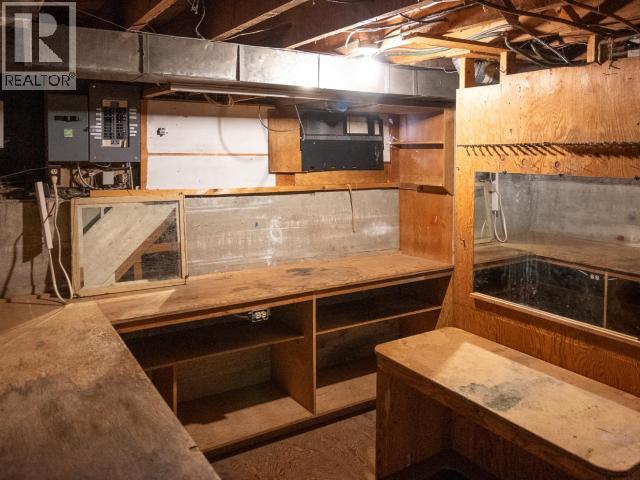 4844 JOYCE AVE, Powell River