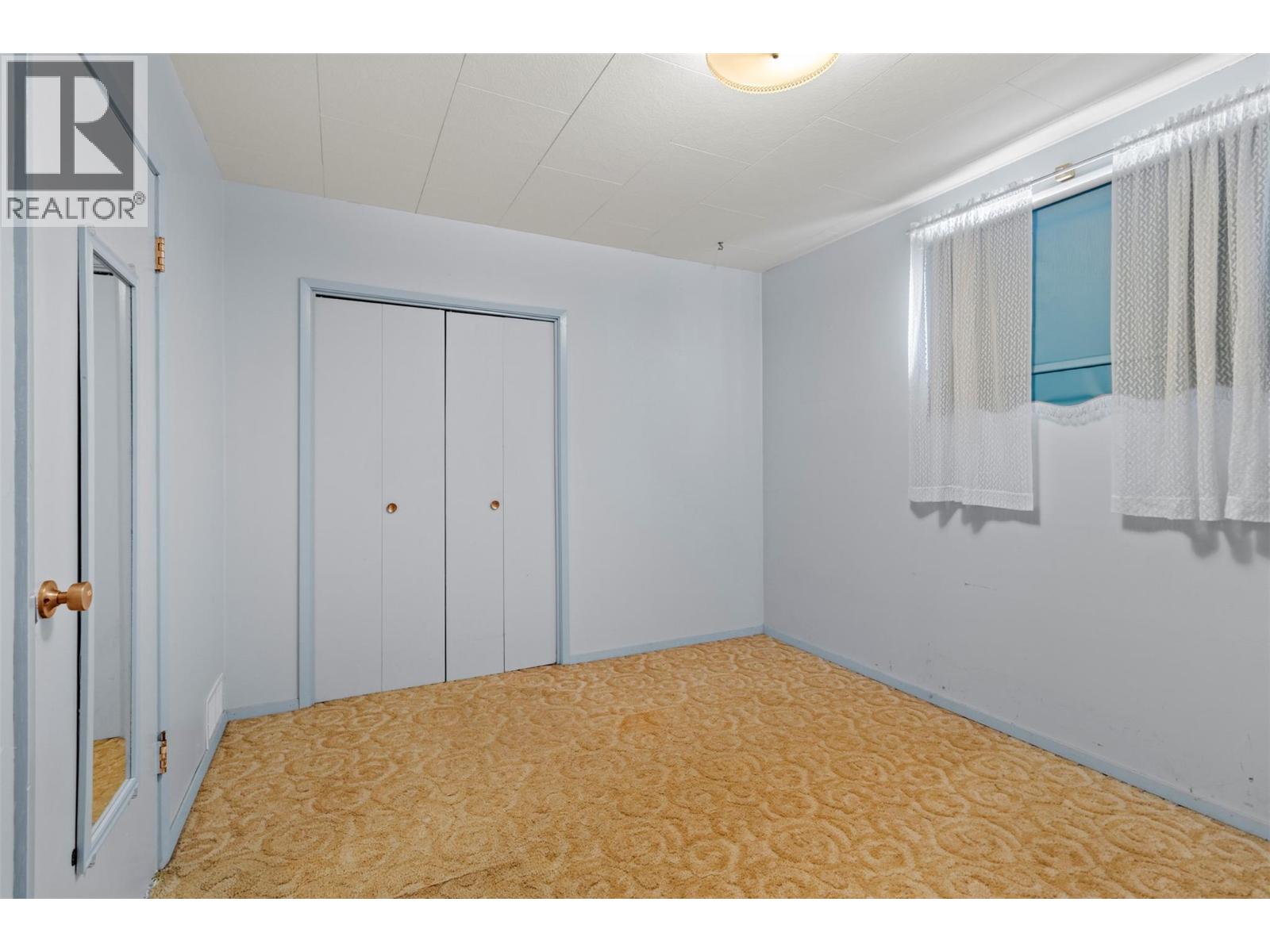 834 Sicamous Avenue, Chase