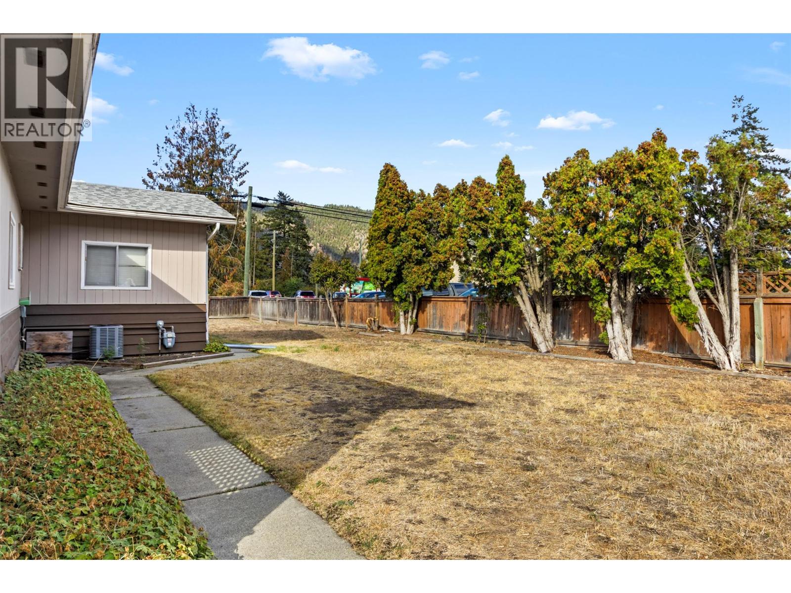 834 Sicamous Avenue, Chase