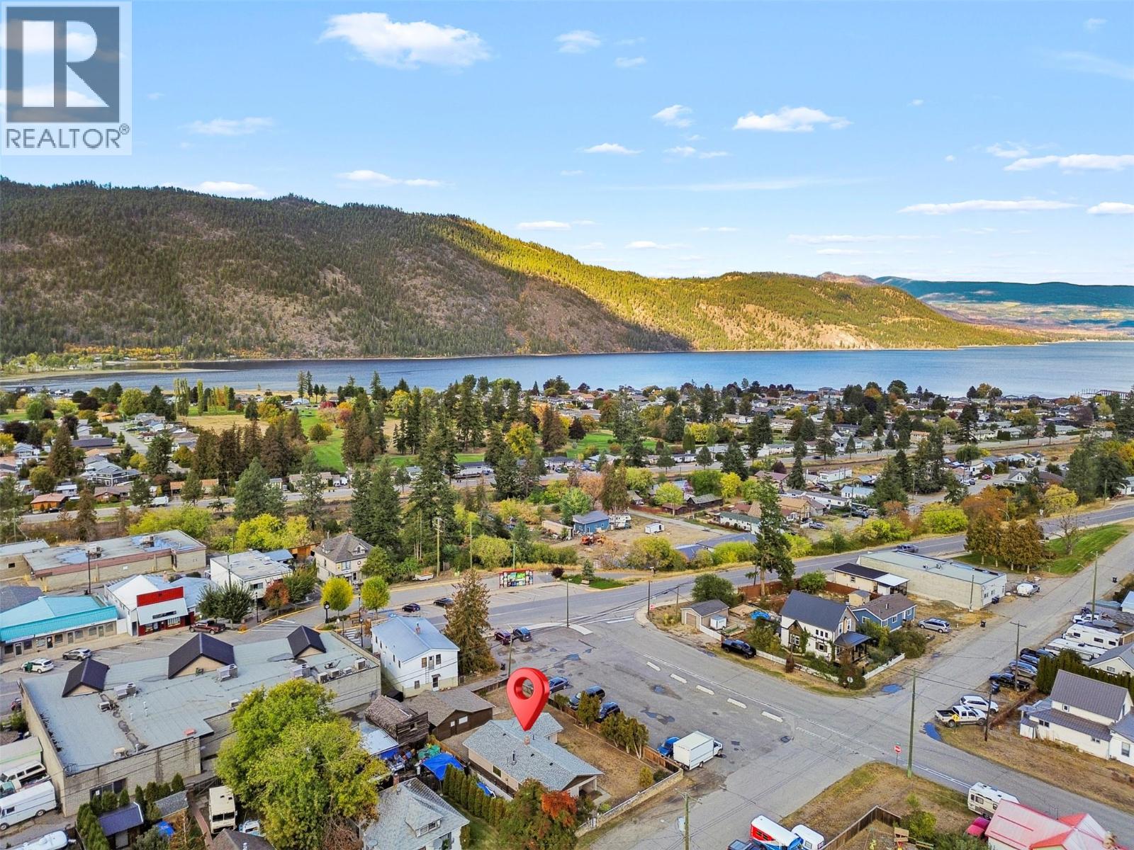 834 Sicamous Avenue, Chase