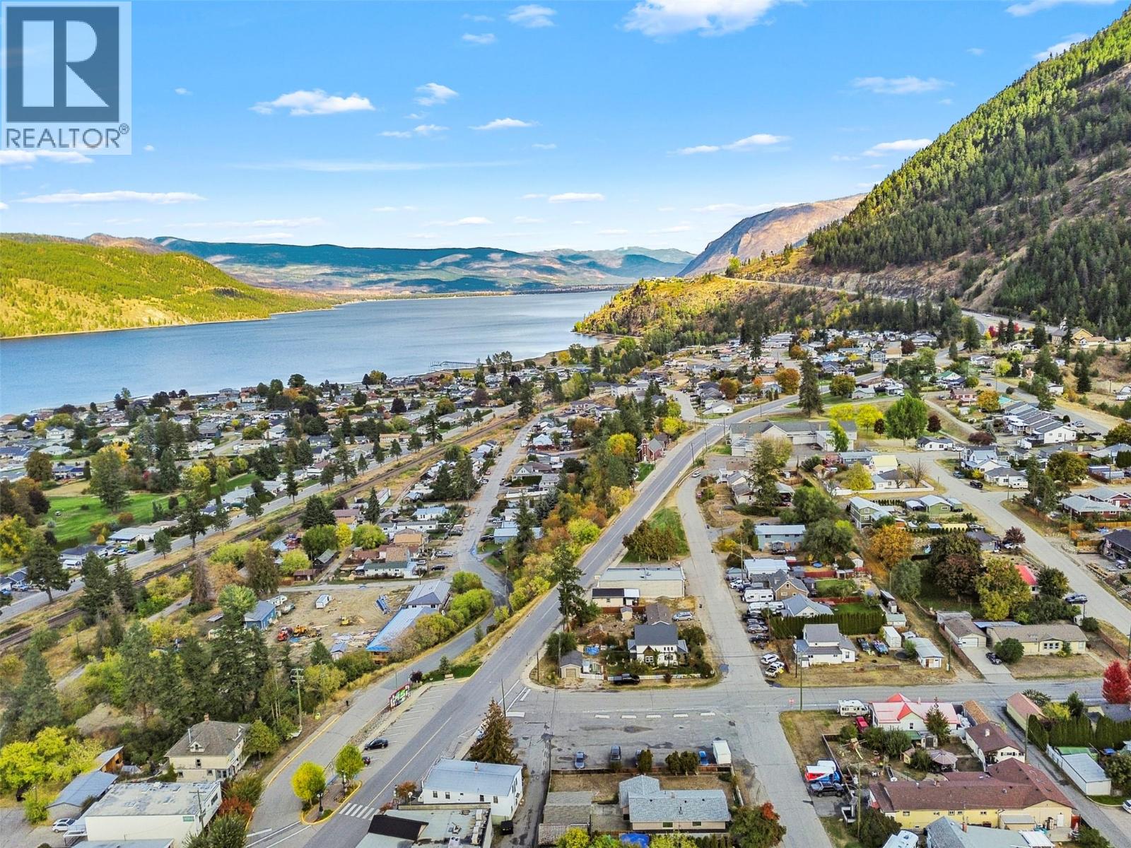 834 Sicamous Avenue, Chase