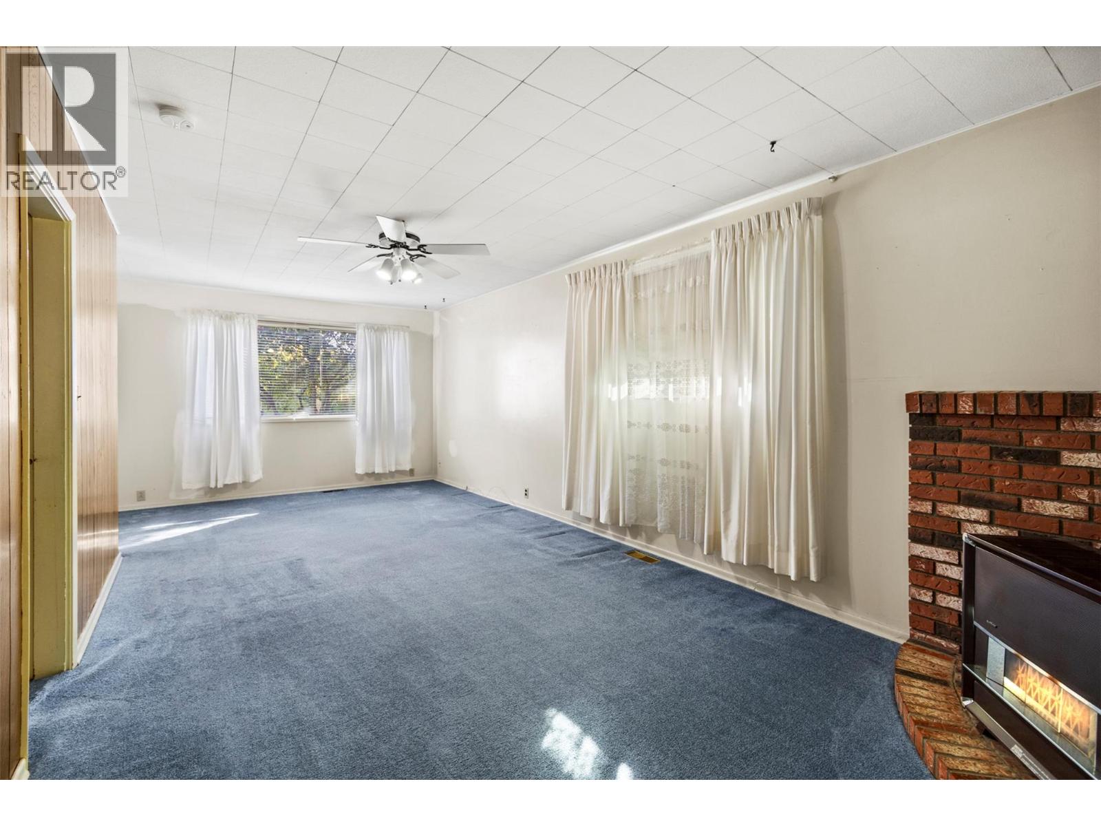 834 Sicamous Avenue, Chase