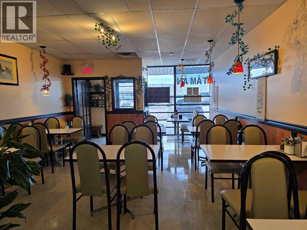 17 ave Avenue SE, Calgary, Alberta