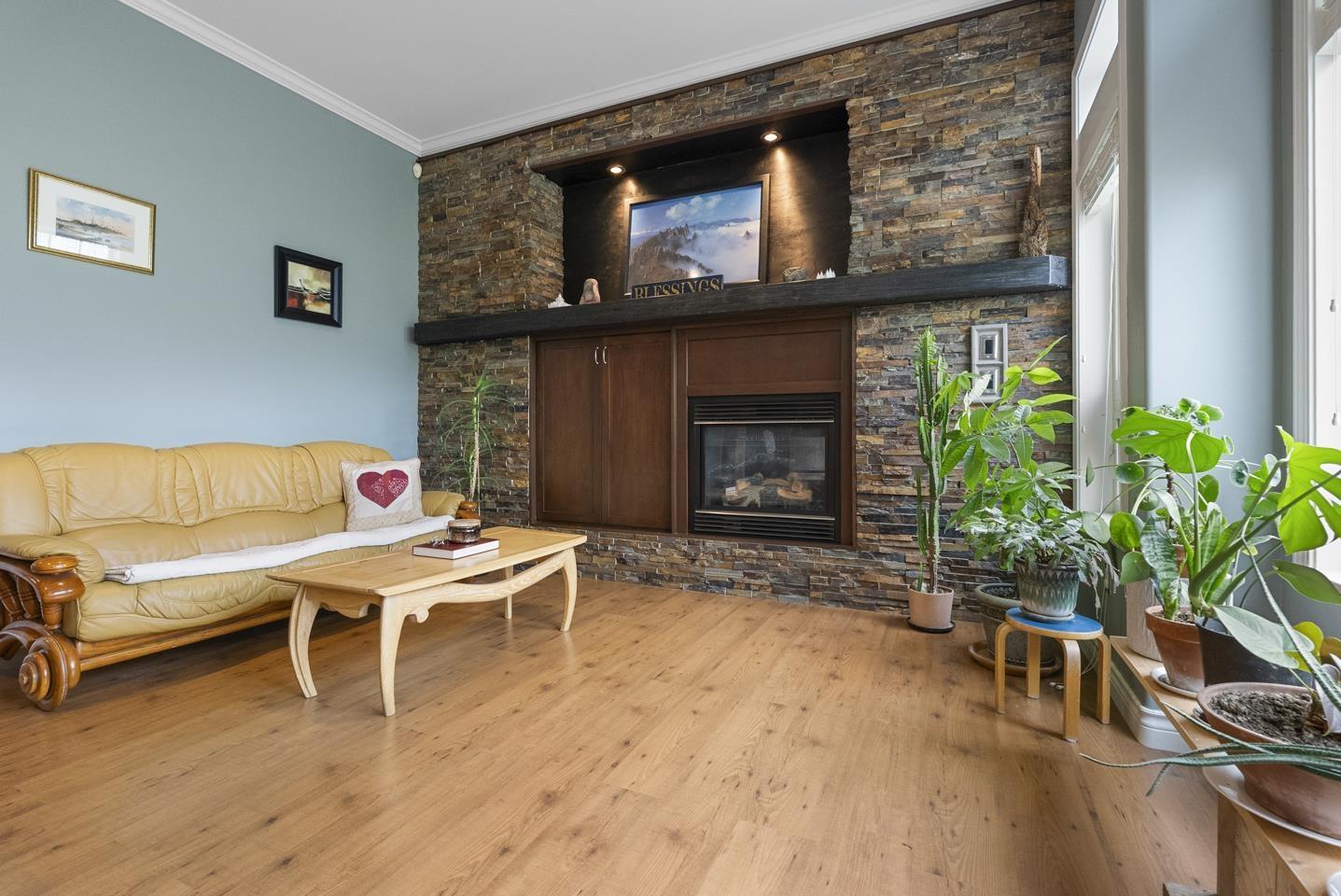 2 4615 232 STREET, Langley