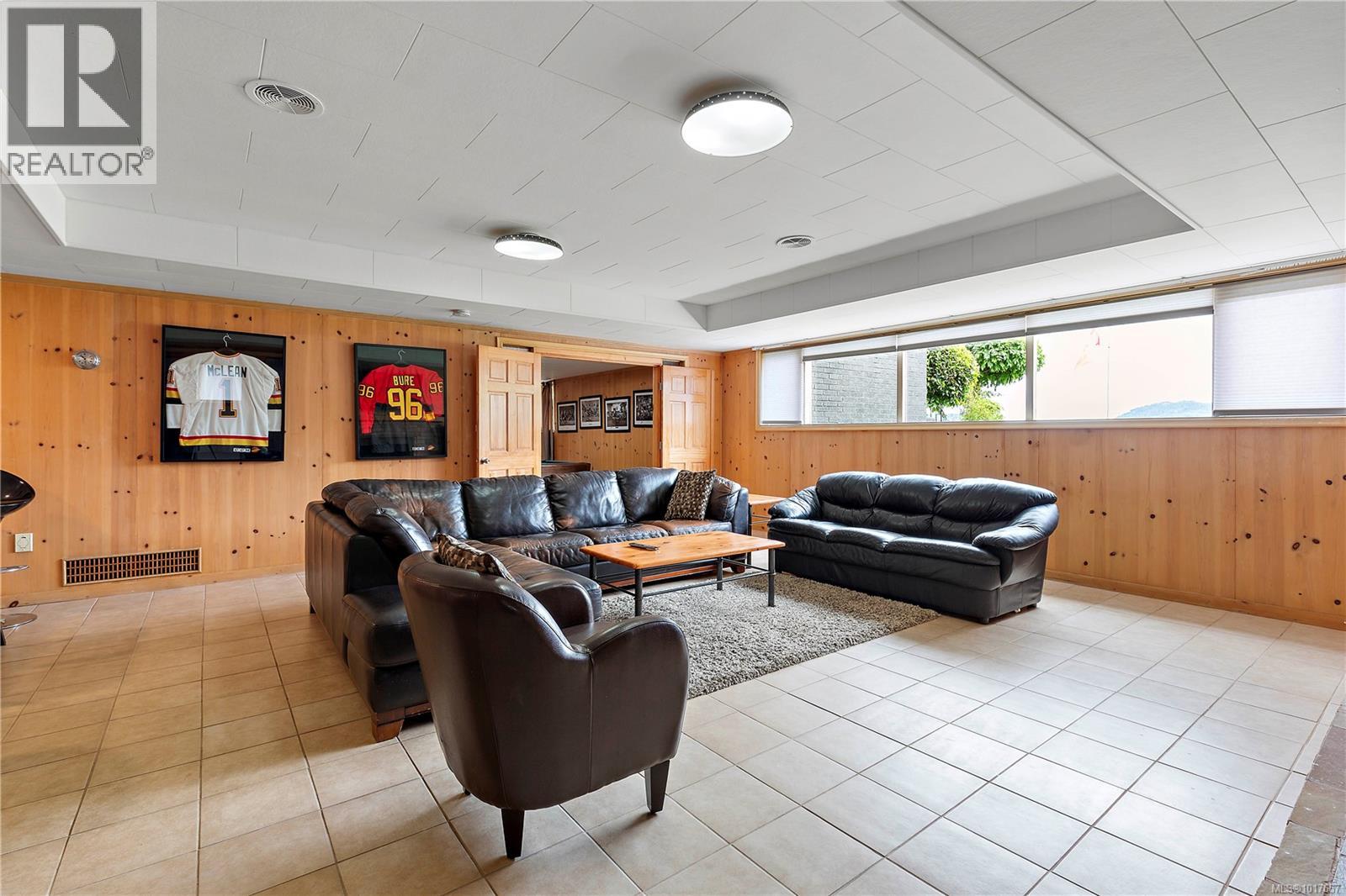  5957 Sooke Road, Sooke