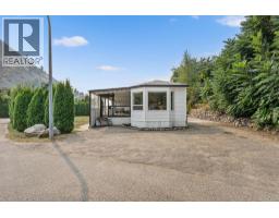 101 1699 Ross Road, West Kelowna