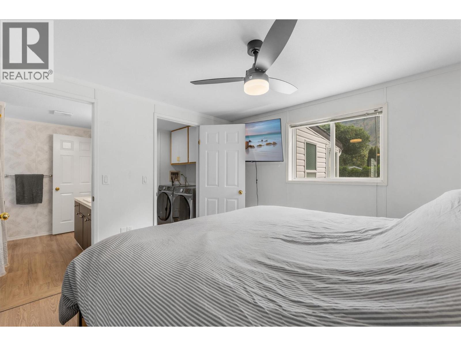 101 1699 Ross Road, West Kelowna