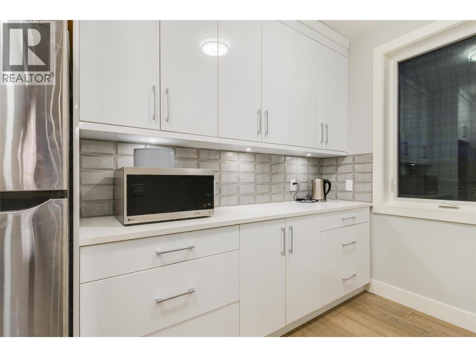 761 Highpointe Lane, Kelowna