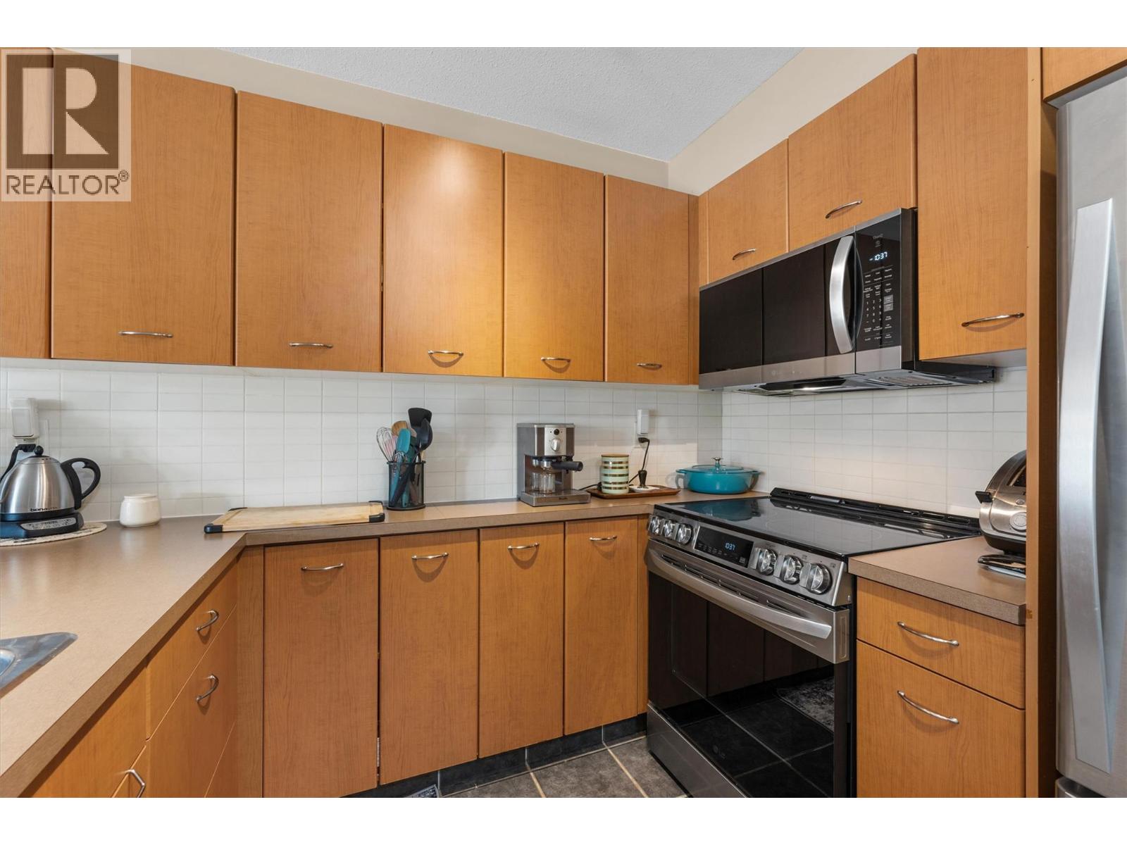 406 539 Yates Road, Kelowna