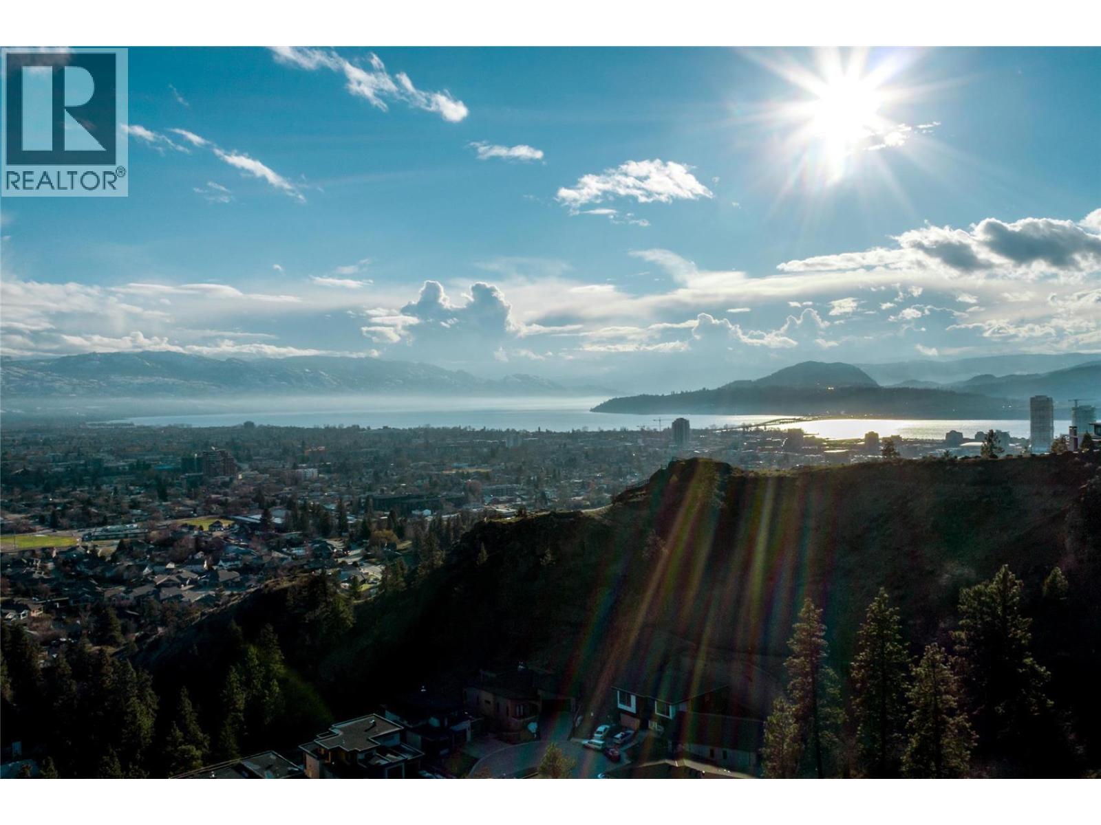 761 Highpointe Lane, Kelowna