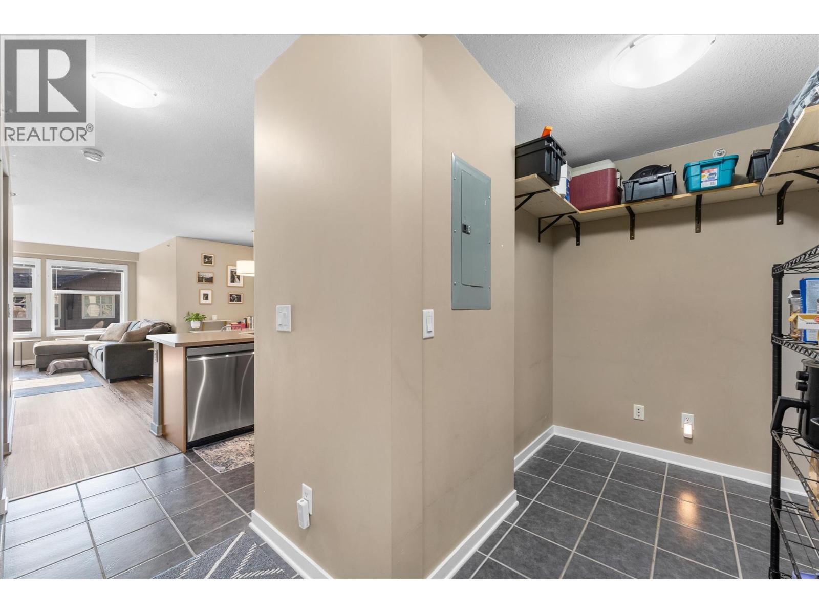 406 539 Yates Road, Kelowna