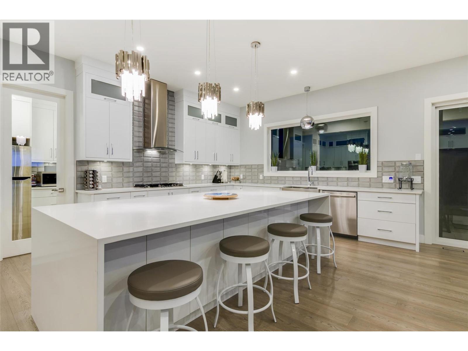 761 Highpointe Lane, Kelowna