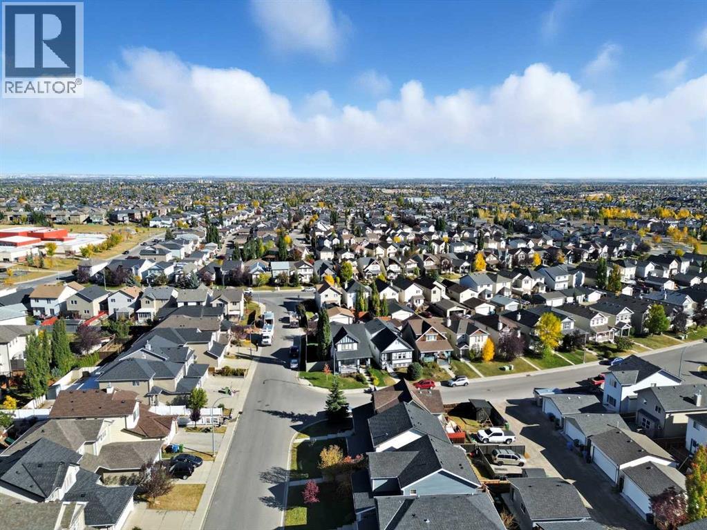 Single Family House for Sale in  Everglen Way SW Evergreen Calgary 