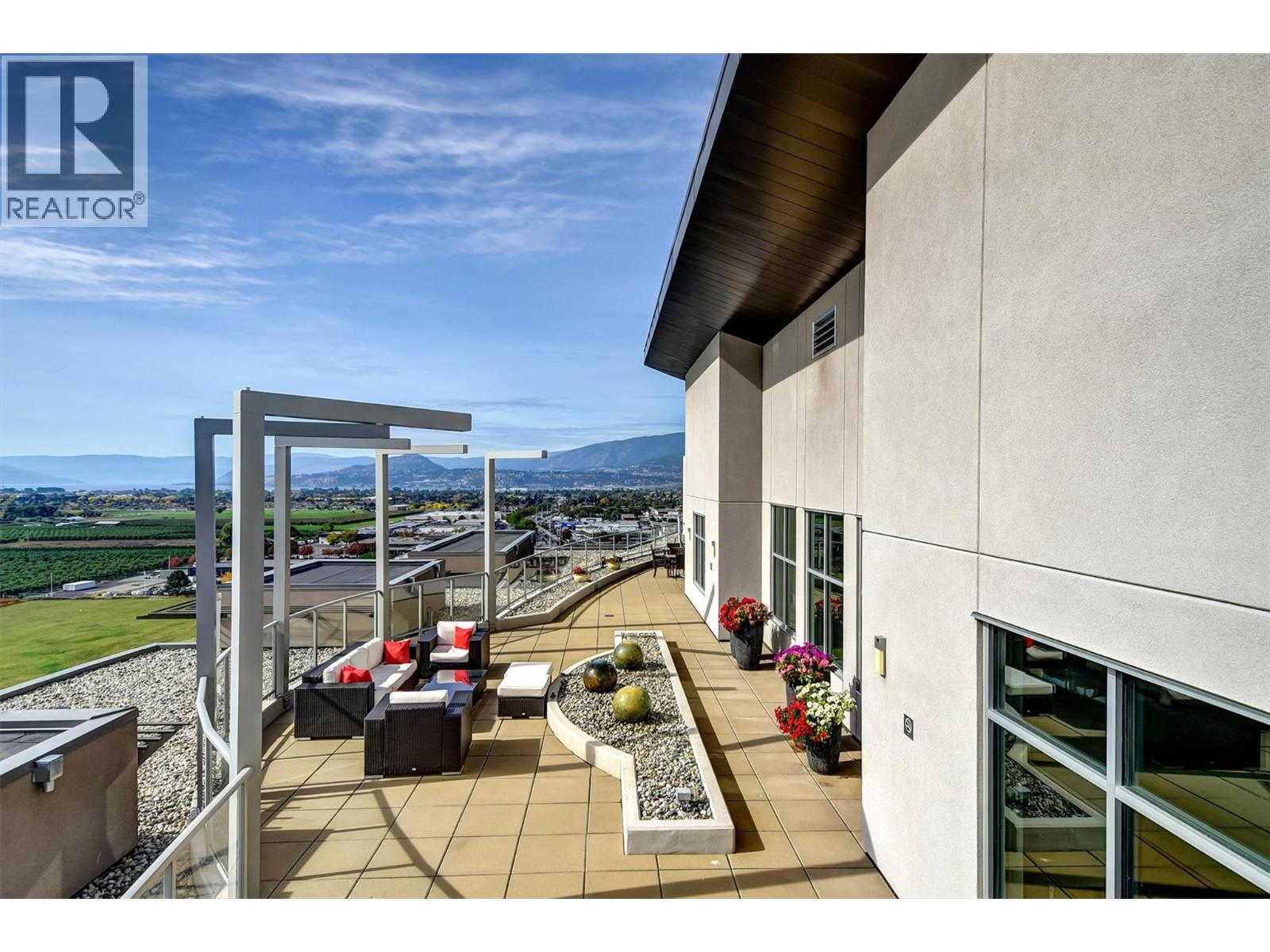 307 2040 Springfield Road, Kelowna