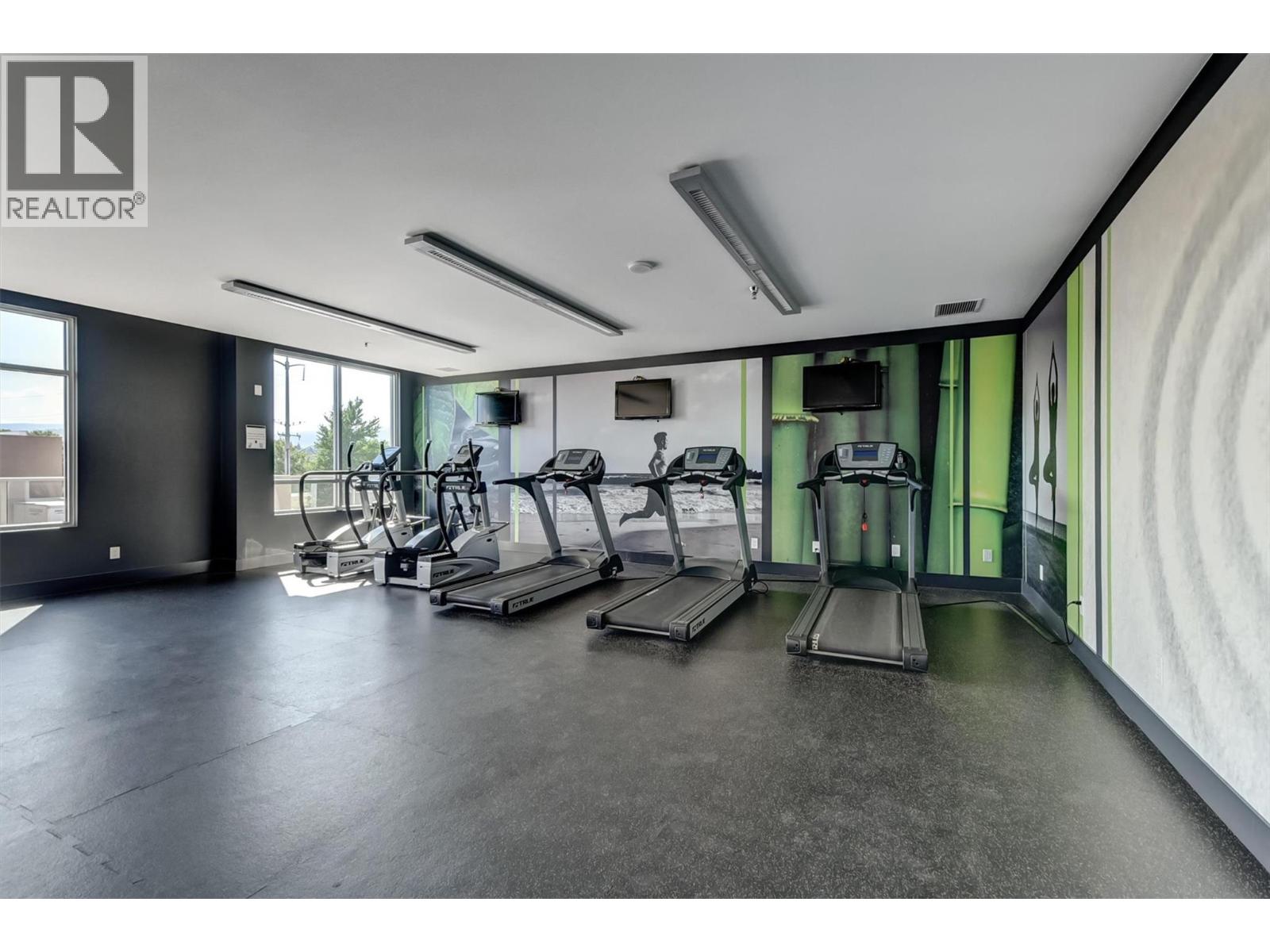 307 2040 Springfield Road, Kelowna