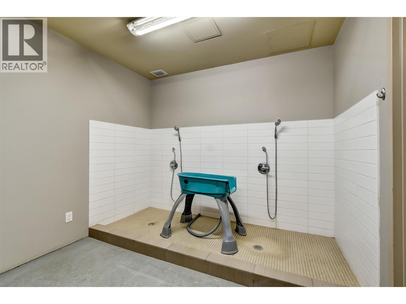 307 2040 Springfield Road, Kelowna