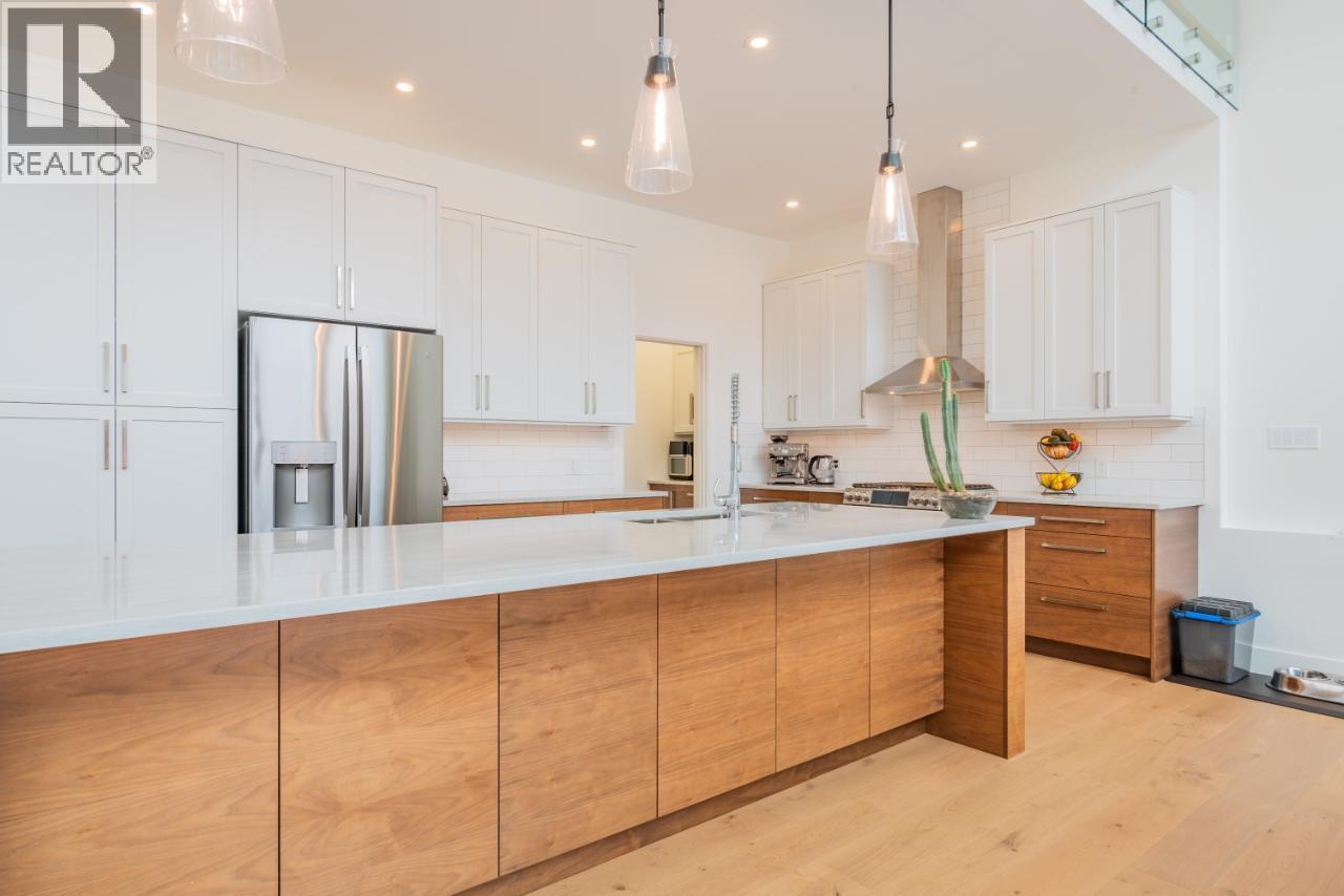 3429 8TH Avenue, Castlegar