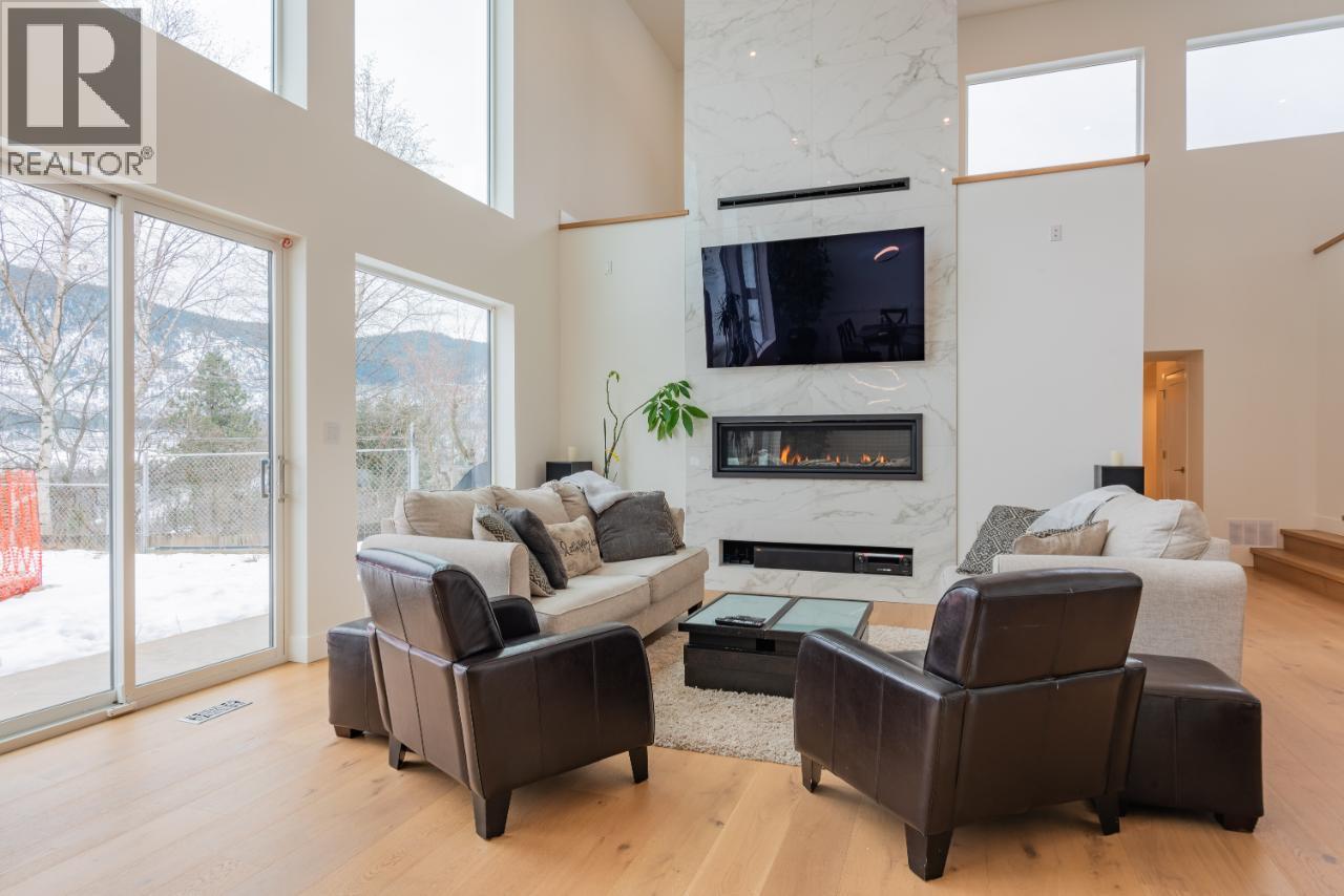 3429 8TH Avenue, Castlegar