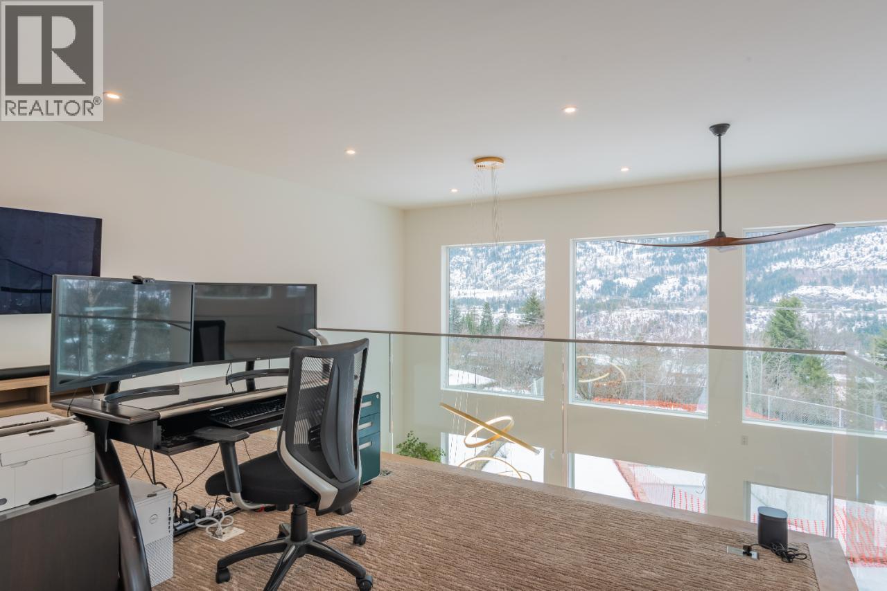 3429 8TH Avenue, Castlegar