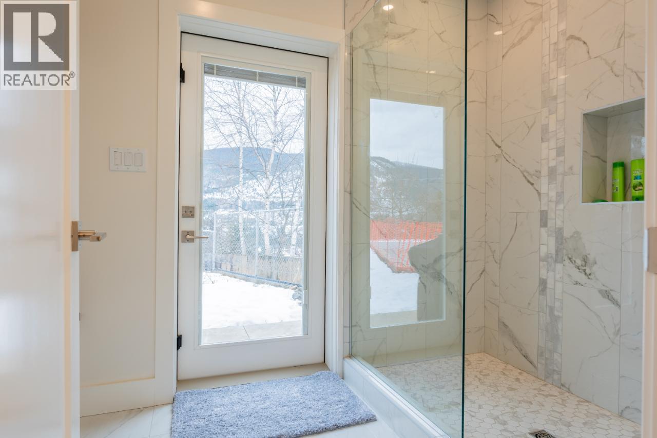 3429 8TH Avenue, Castlegar