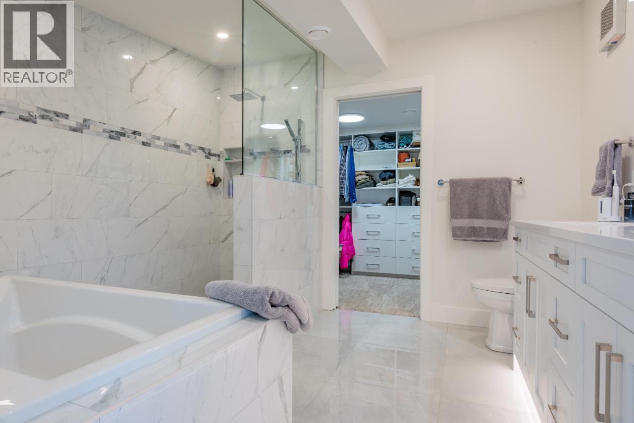 3429 8TH Avenue, Castlegar