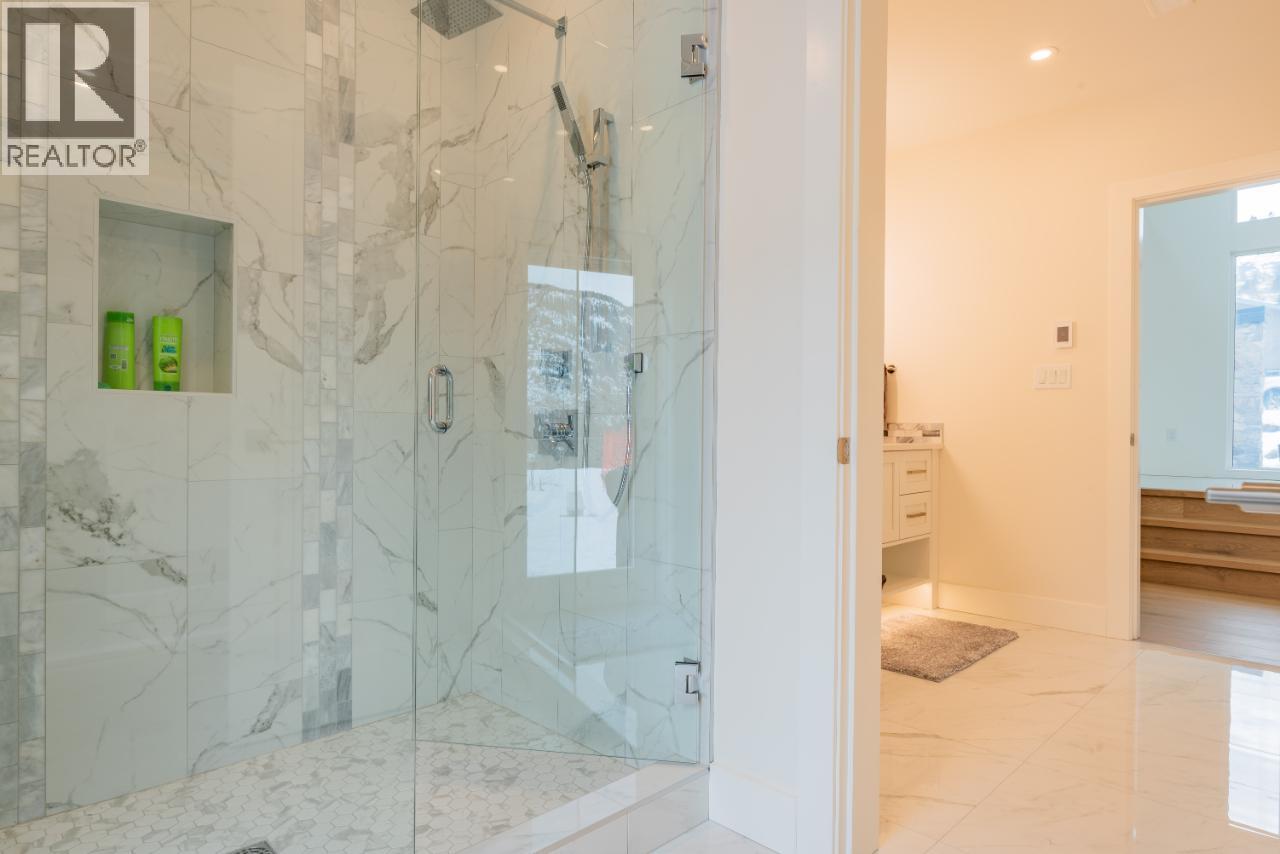 3429 8TH Avenue, Castlegar